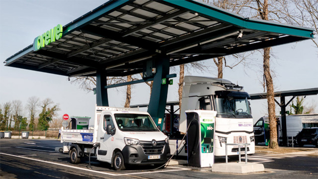 Mobilité bas carbone - Station de recharge Oreve